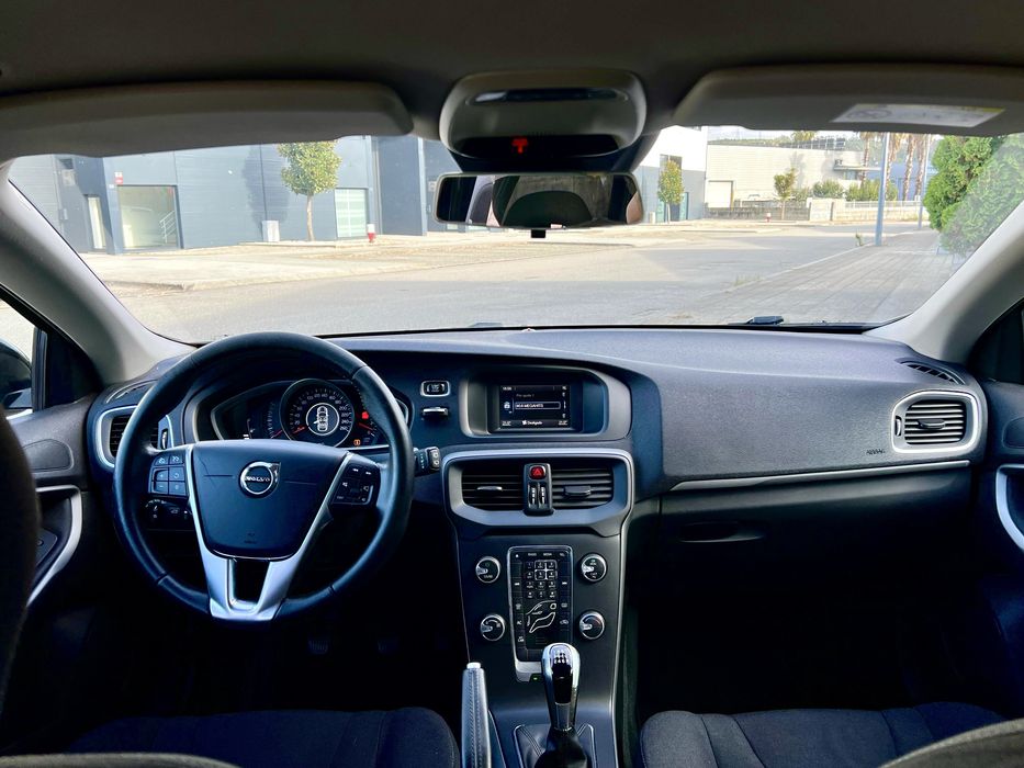 Volvo V40 120cv 2017