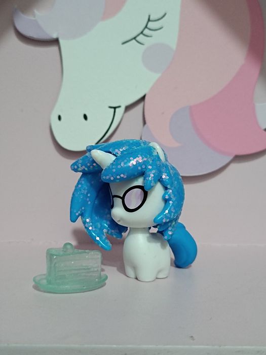 My Little Pony Dj Pon-3 glitter G4 Hasbro figurka MLP