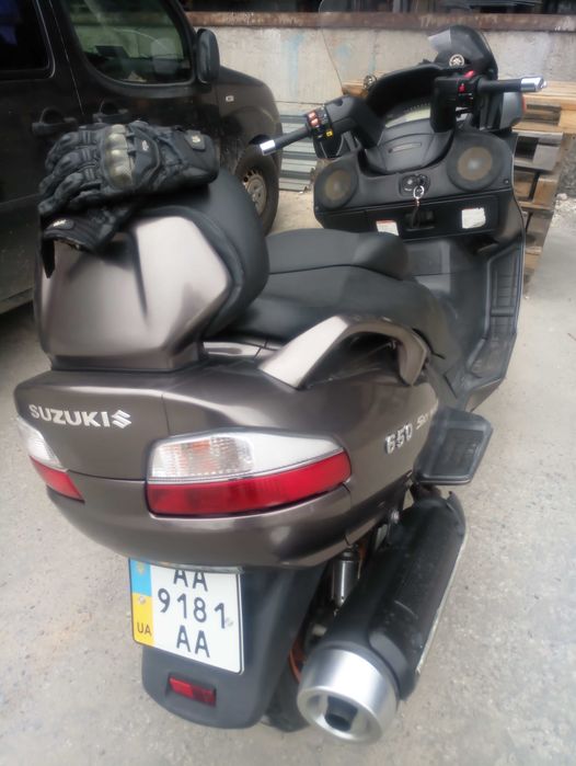 Suzuki Burgman 650 2005