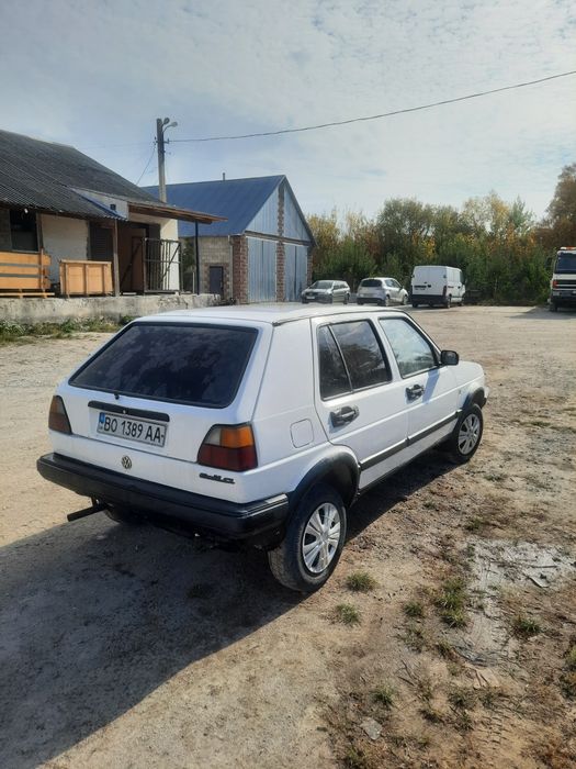 Volkswagen Golf 2