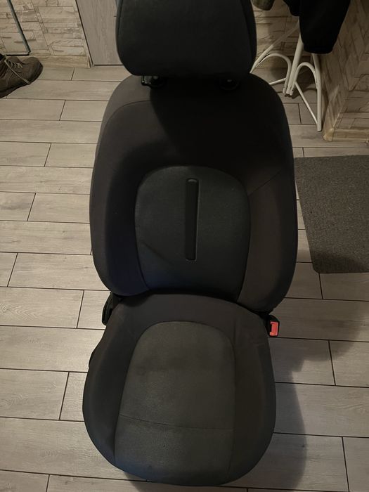 Komplet fotel pasażer kierowca kanapa Fiat Bravo 2