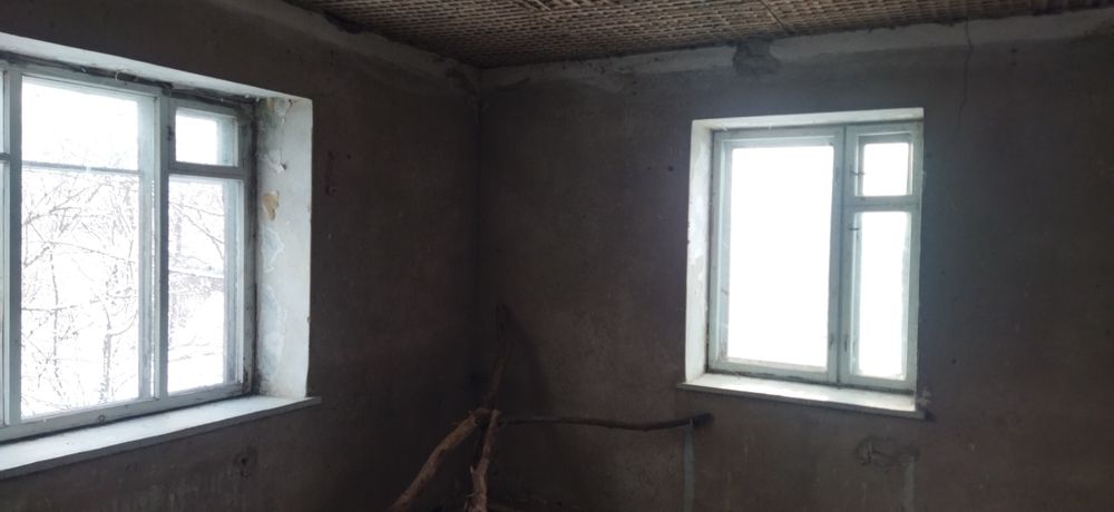 Продам дом в с.Привольном Никопольского района, в безопасном месте