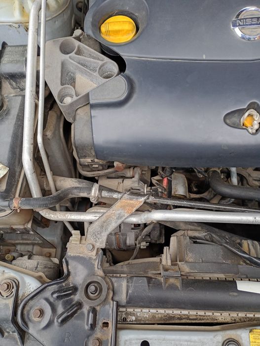 Nissan Almera 2005