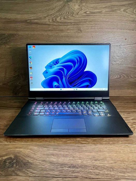 Lenovo Legion Y740-15ICHg\RTX 2070 8GB\i7-8750H\16 GB DDR4\512 GB NVMe SSD