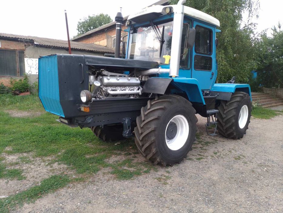 Продаж Трактор ХТЗ-170