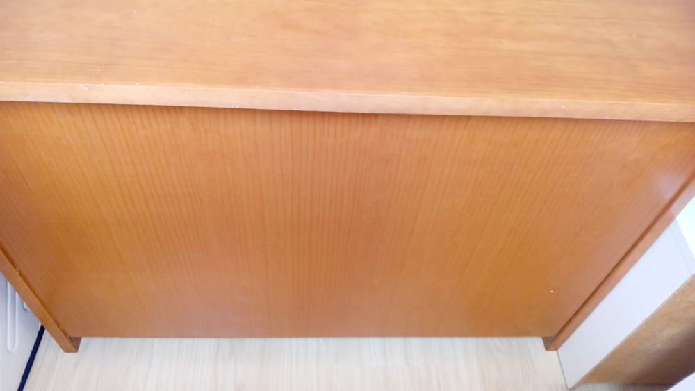 Secretária com gaveta