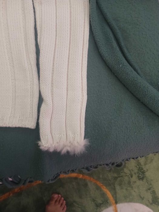 Женские свитера в ассортименте