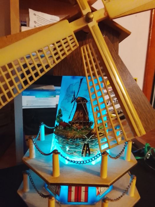 Мельница. Заводная. Светящаяся. Музыкальная