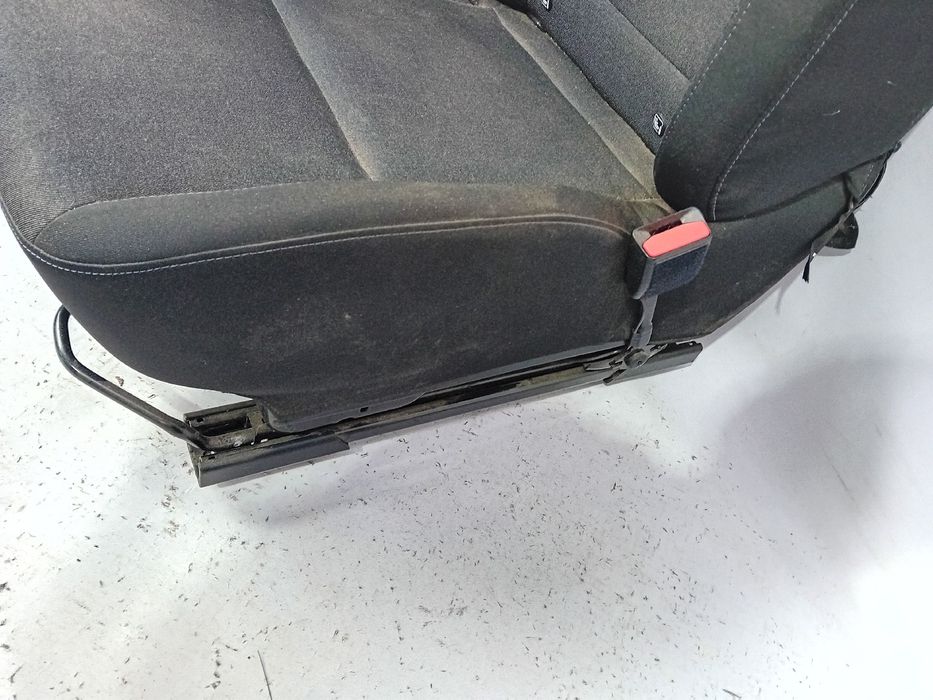 Banco frente direito RENAULT Clio V (BF_)