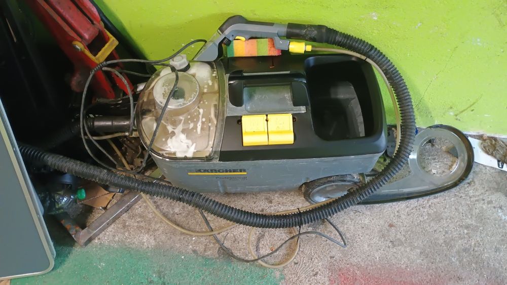 Odkurzacz piorący Karcher professionall Puzi200