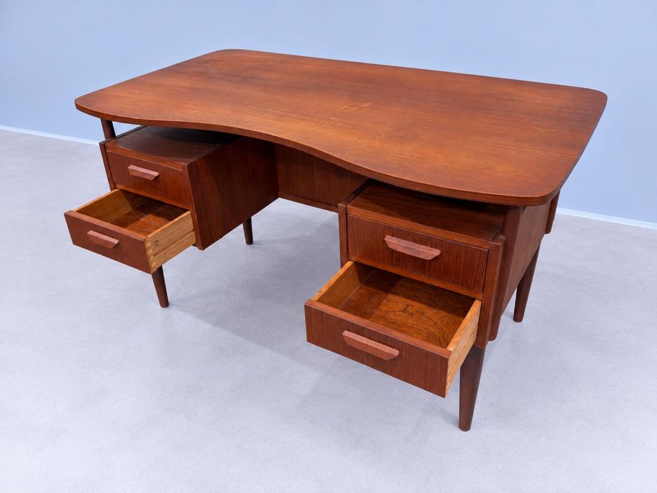 Piękne tekowe biurko / Gunnar Nielsen Tibergaard / vintage / Mid Century Modern / dowóz wysyłka