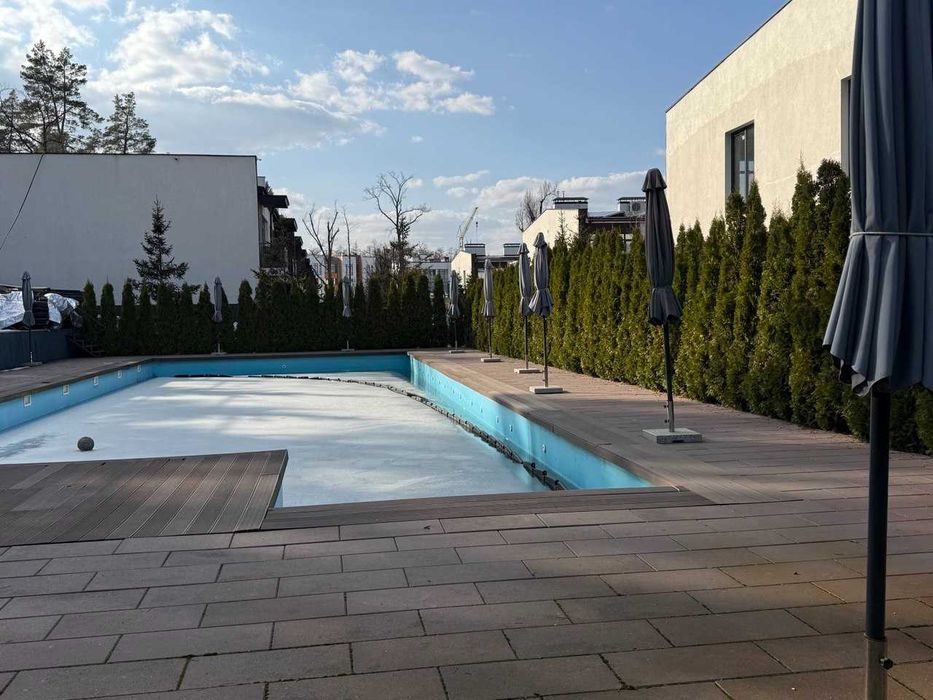 Таунхаус 125 м² | Закрите КМ Green Place | Газ | Центральні комунікації | Басейн | Паркомісце | Заходь і живи
