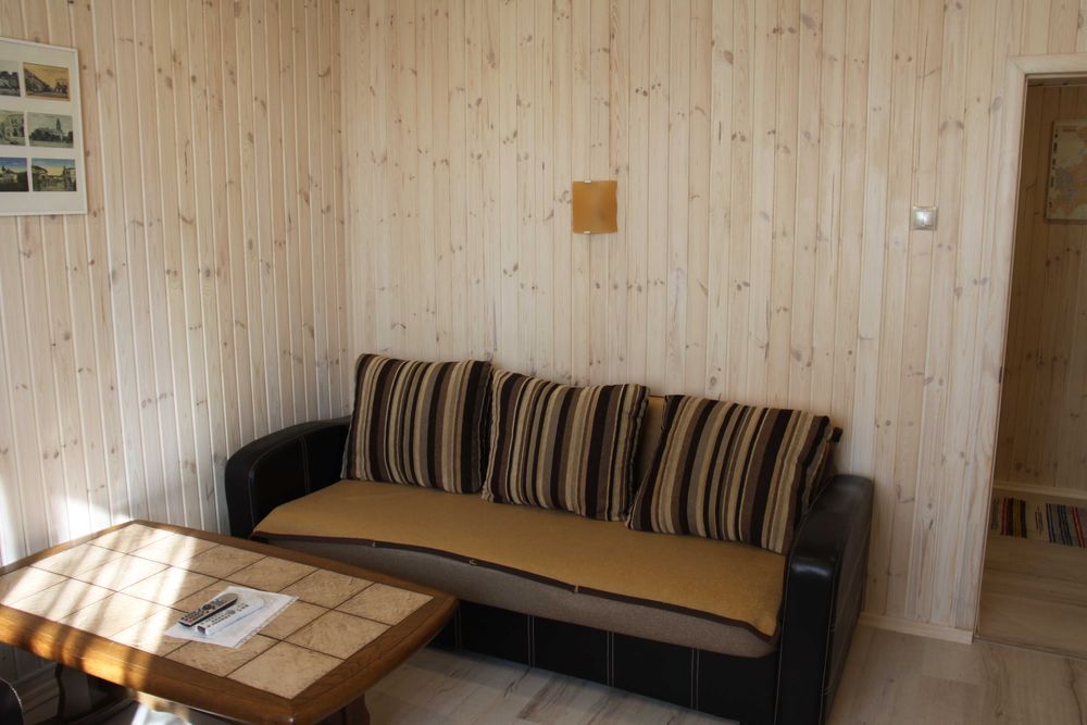 Поверх будинку, окремий вхід, ел\ен без відключень, закрите подвір"я