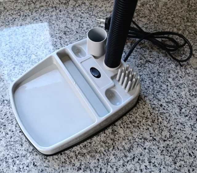 Candeeiro de mesa ajustável