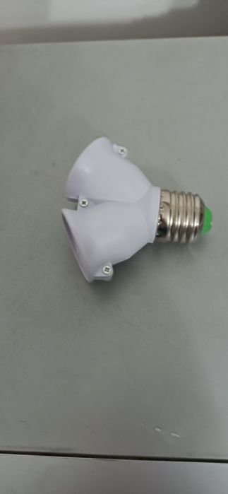 Casquilho 27 C/interruptor novo.