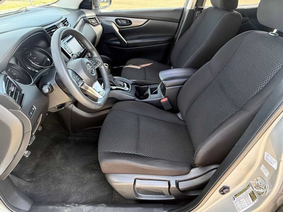 Nissan Rogue Sport SL      2022