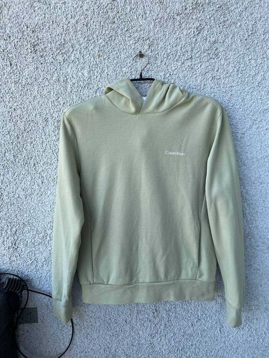 Олімпійка Calvin Klein