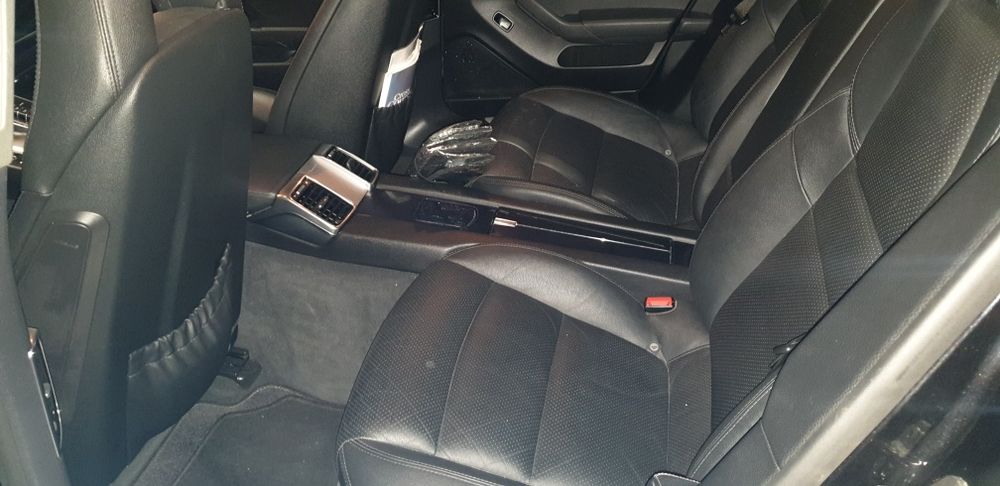 Porsche Panamera Diesel com  kit GTS