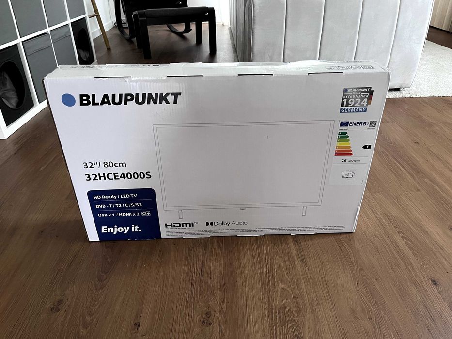 TV BLAUPUNKT 32HCE4000S (LED - 32'' - 81 cm - HD) nova, caixa selada