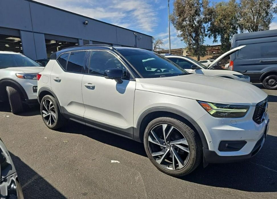 Volvo XC 40