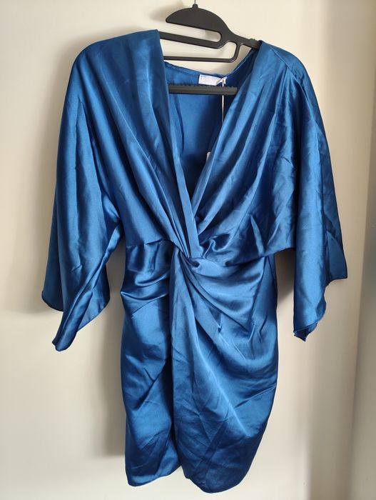 Vestido acetinado azul