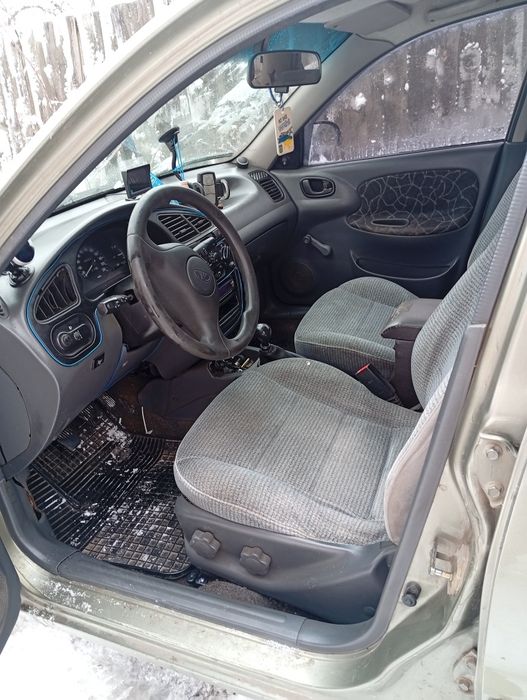 Део Ланос сенс 1300