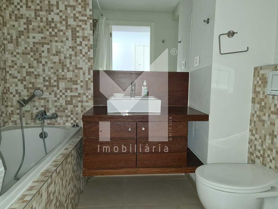 Arrenda-se T1 Mobilado - MetroCity