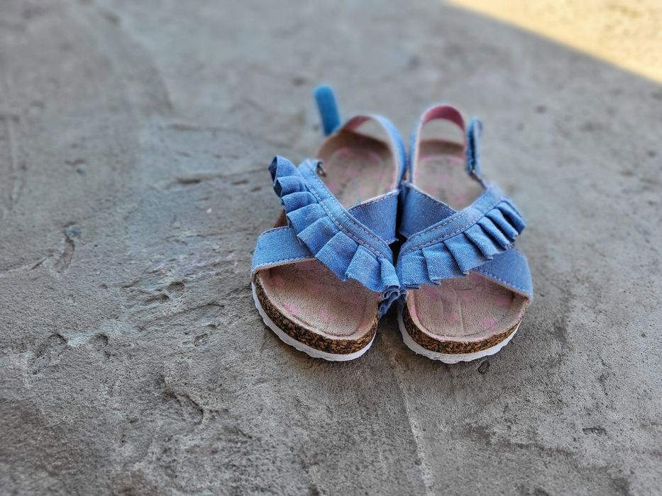 Дитячі босоніжки