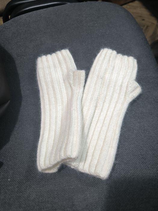 Рукавиці білі жіночі