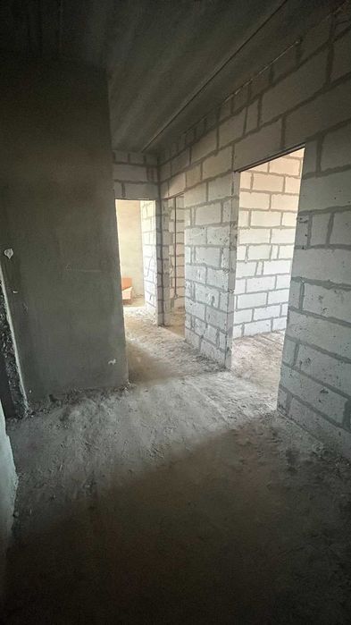 (3) Продам 2-кімнатну квартиру в Стрижавці 9006
