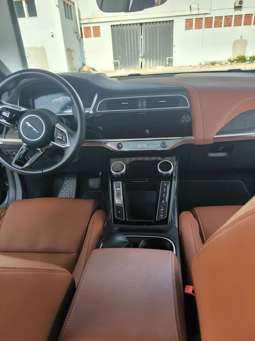Jaguar I-Pace EV400 AWD HSE