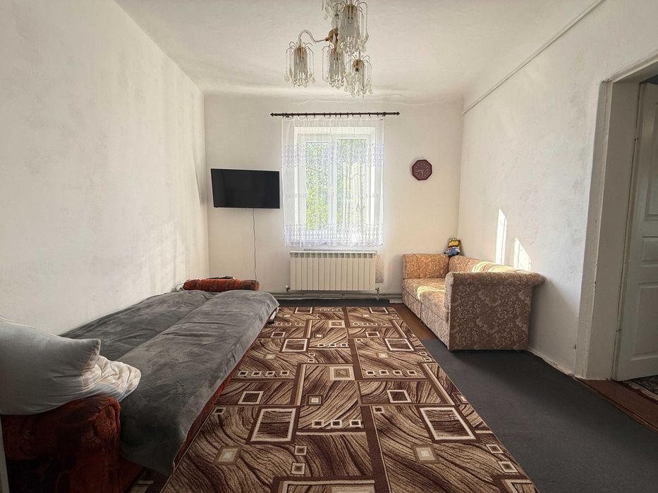 Продається власний цегляний будинок  в с.Луг  Львівської області.