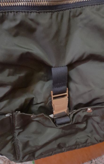 Mochila Zara cor verde seco - Bom estado - ÚLTIMOS DIAS