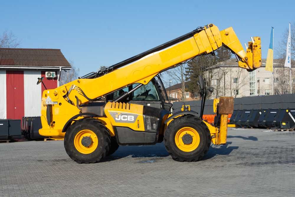 Телескопічний навантажувач JCB 540-170 2017р.