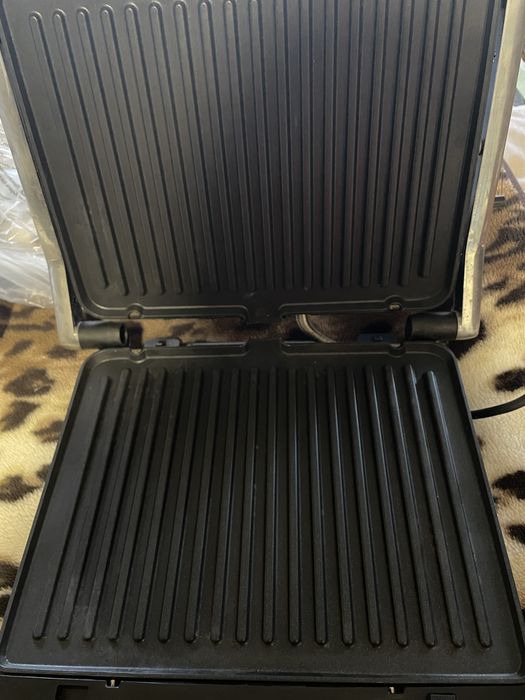 Гриль электрическая новая