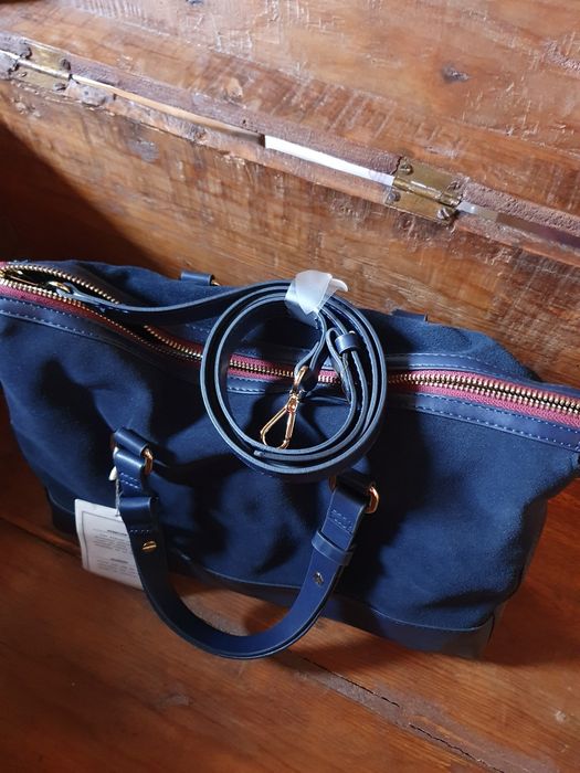 Mala de camurça azul