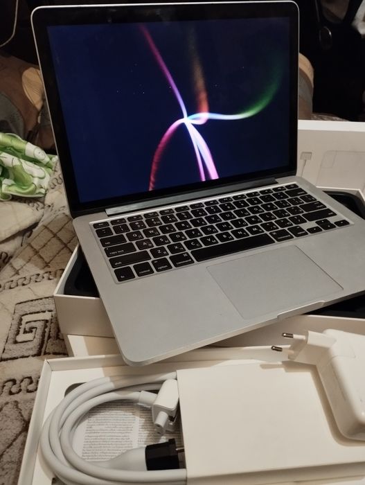 Продам MacBook Pro