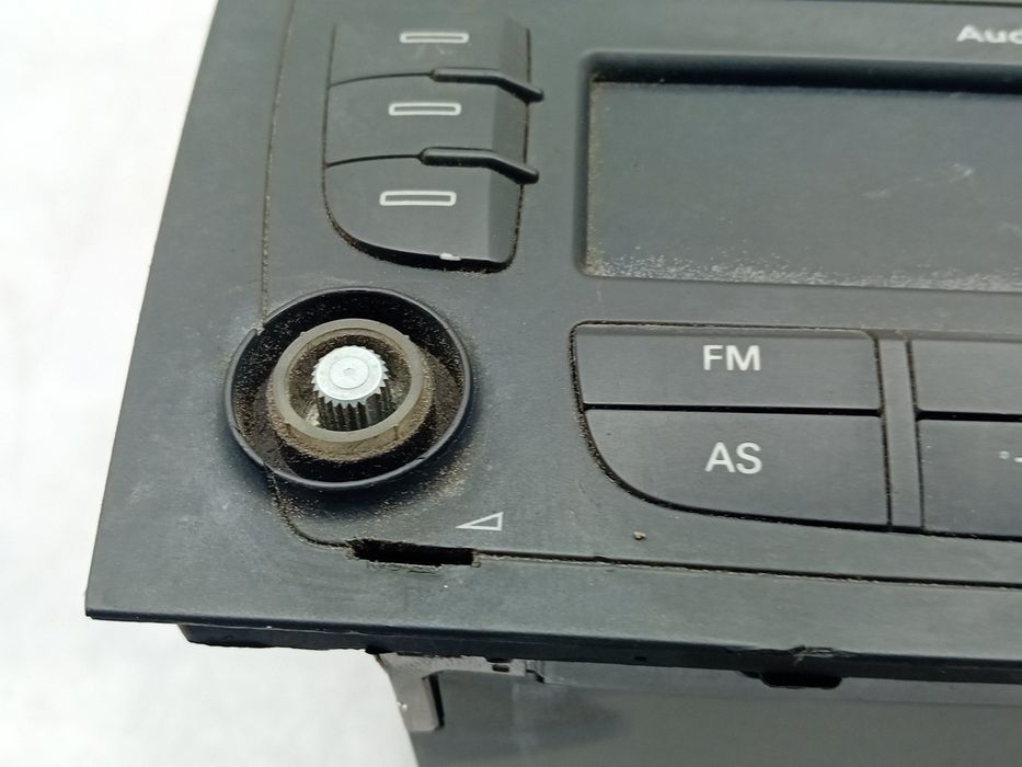 Rádio / auto-rádio AUDI A3 (8P1)