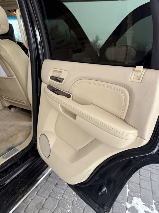 Cadillac Escalade 6.2 газ/бенз