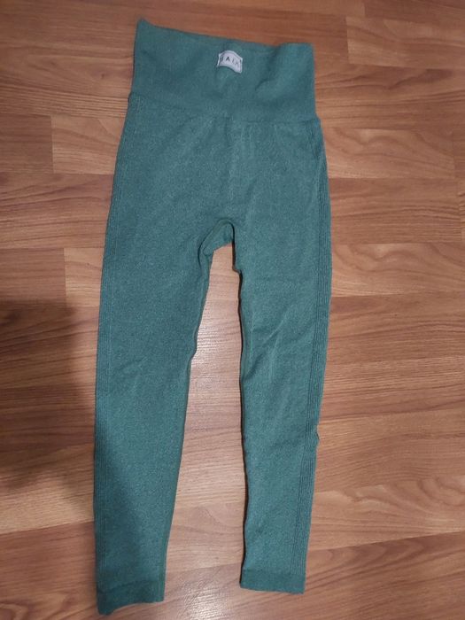 Лосини для спорту, для підлітків чи школярів нові