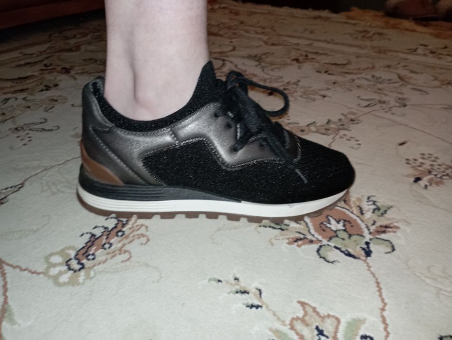 Летние кроссовки