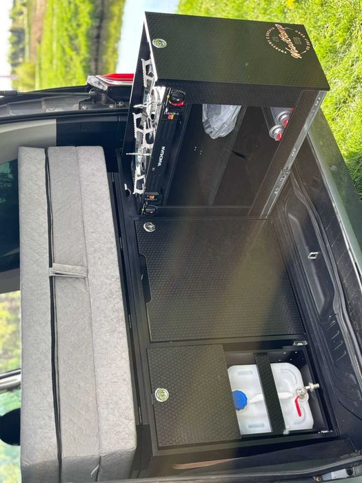 Zabudowa turystyczna CAMPERBOX na zamówienie BUS SUV VAN
