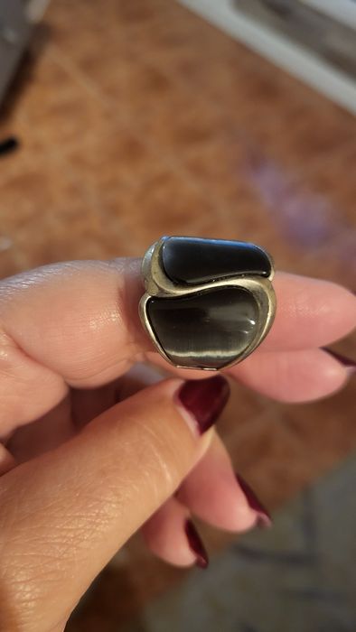 Diversos aneis em prata (contrastada)