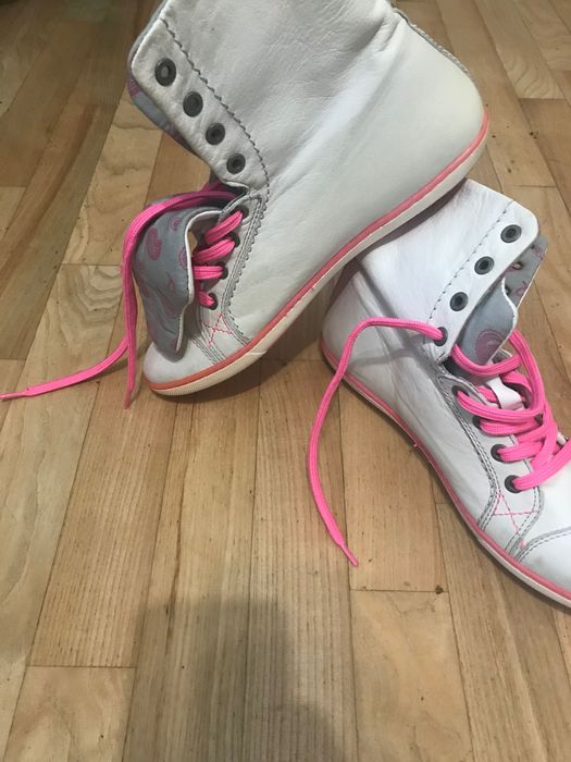 Снікерси шкіряні жіночі