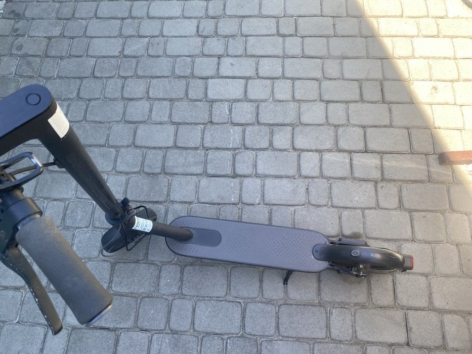 Продам електро самокат ксіомі