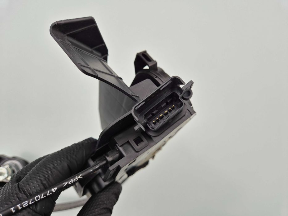 Lewy Przód Zamek Drzwi Kierowcy Klamka 6PIN Trafic III Vivaro B 14r >.