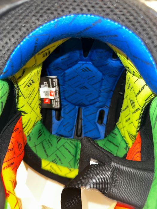 Capacete de motocross MT HELMETS