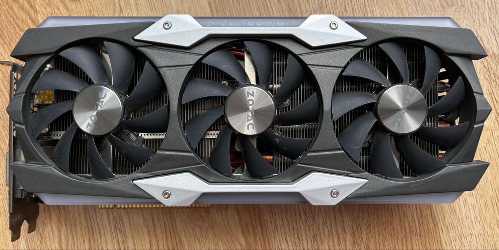 ZOTAC GTX 1080 Ti — відеокарта з технічним обслуговуванням