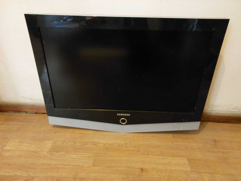 Televisao Samsung LCD modelo LE32R51B 32 polegadas