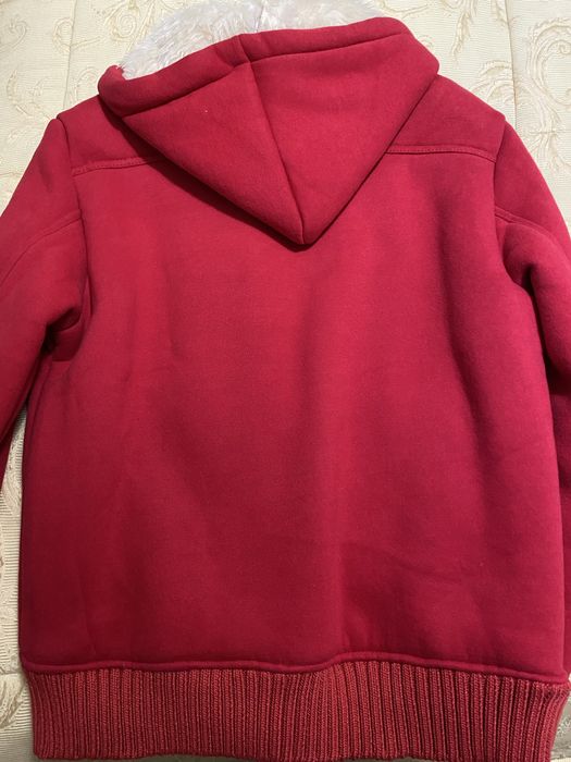 Blusão com capuz/novo